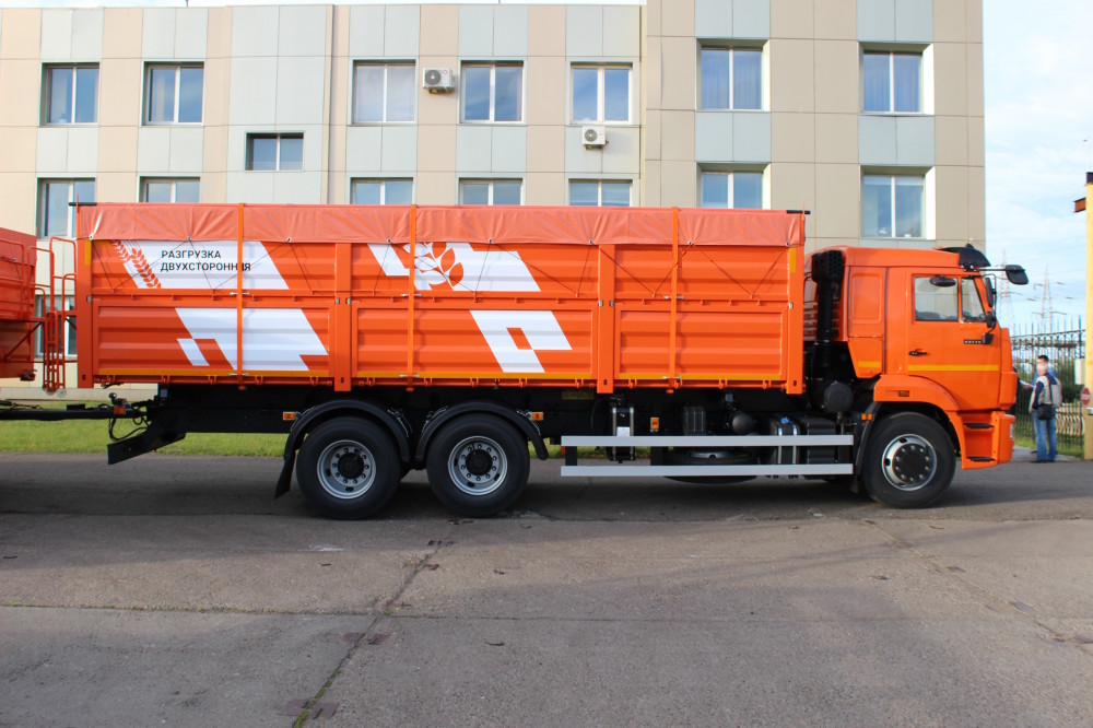 Самосвал-зерновоз КАМАЗ 65115-3094